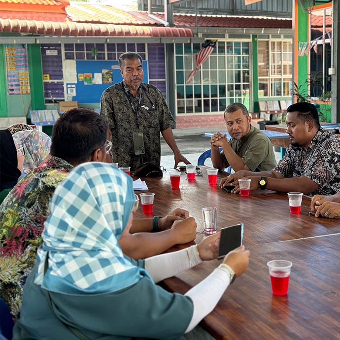 PEOPLE-CENTRIC PROJECT : NURUL IMAN PRAYER HALL, TANAH KEBUN, PARIT BUNTAR